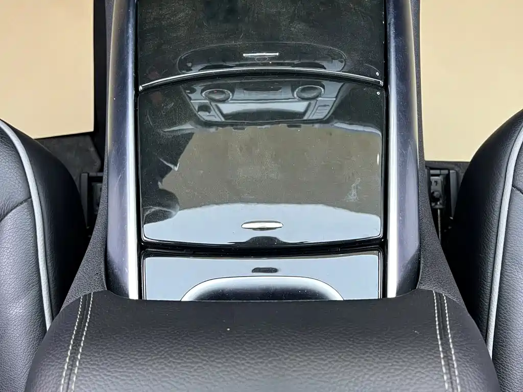 Mercedes-Benz R-Class — миниатюра 28