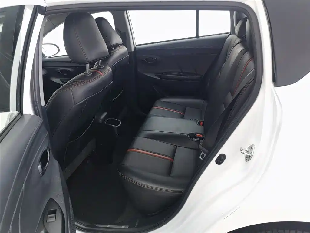 TOYOTA YARIS L ZHIXUAN