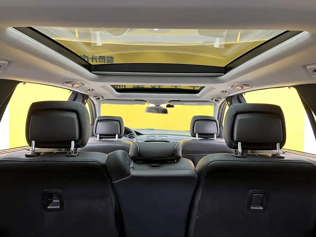 Mercedes-Benz R-Class — миниатюра 32