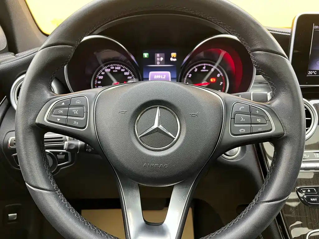 Mercedes-Benz GLC — миниатюра 14