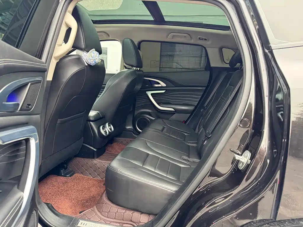 WEI PAI WEI BRAND VV7