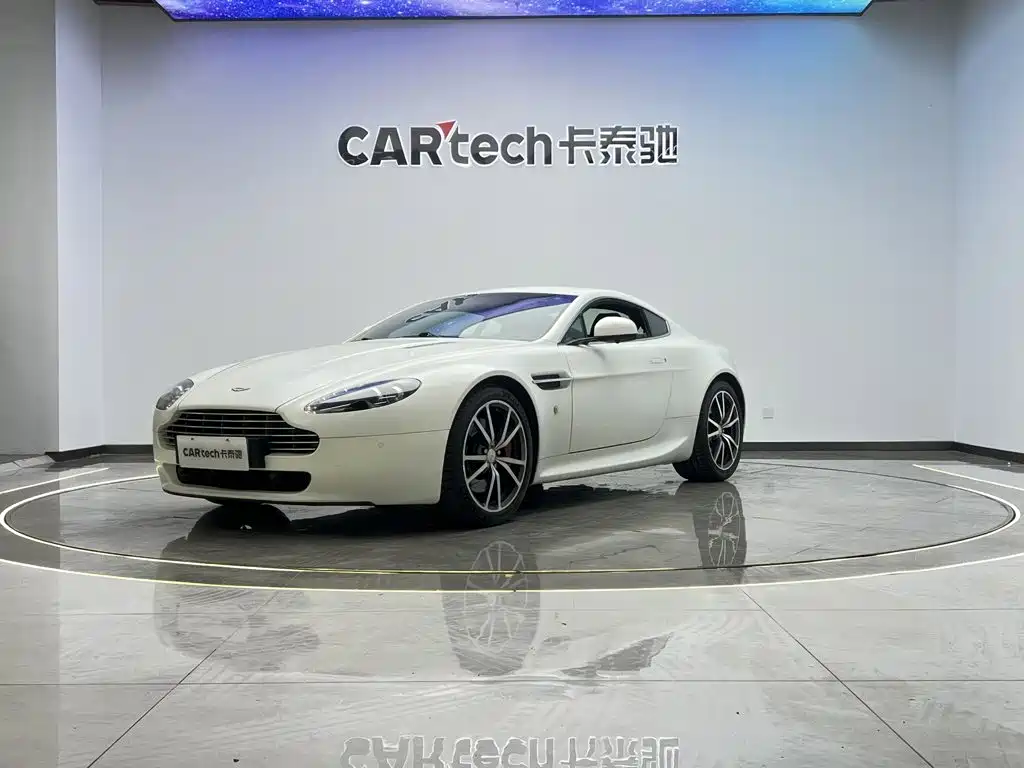Aston Martin V8 Vantage — миниатюра 13