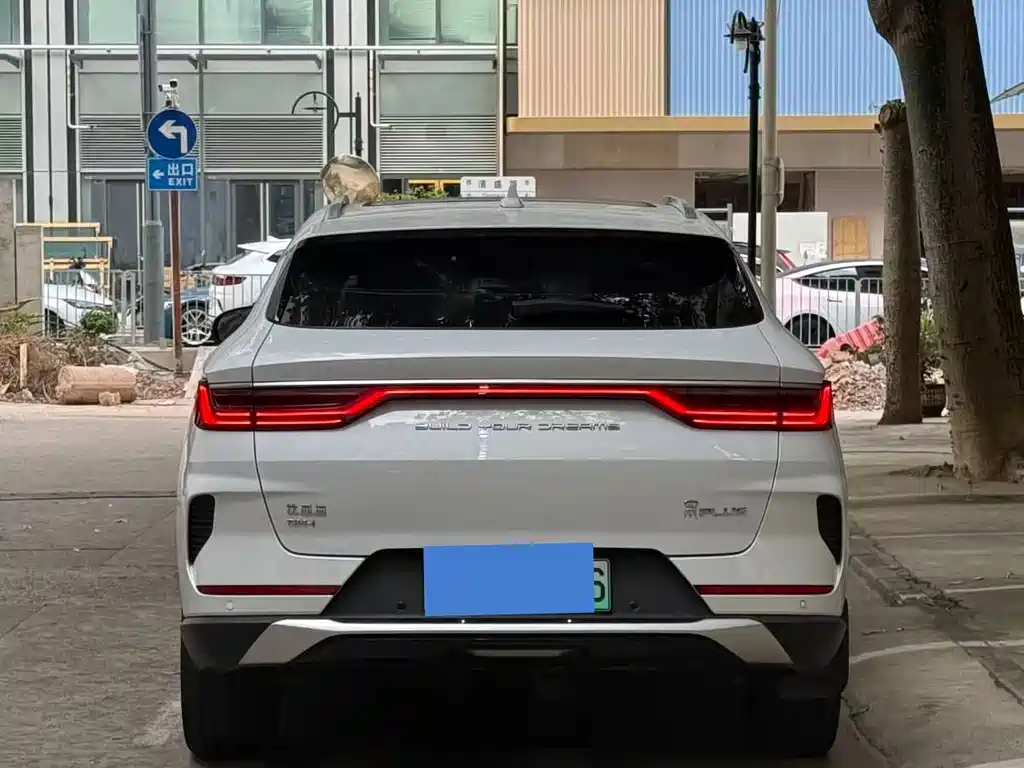 BYD PLUS New Energy — миниатюра 5