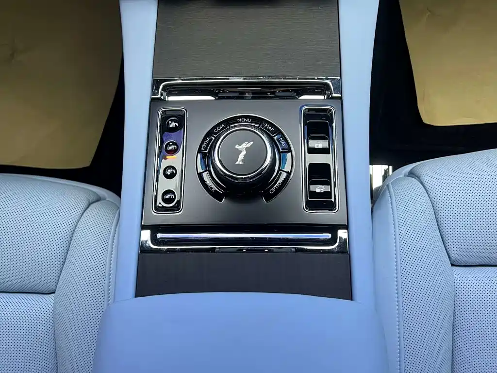 Rolls-Royce Ghost — миниатюра 40
