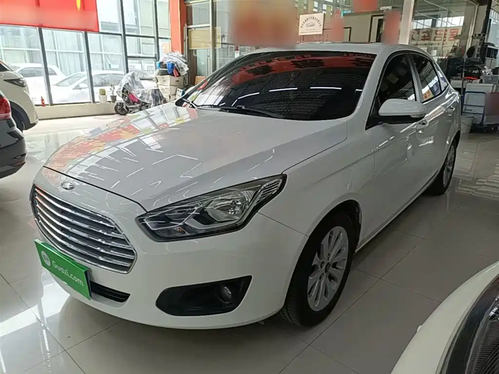 Ford Escort 2017