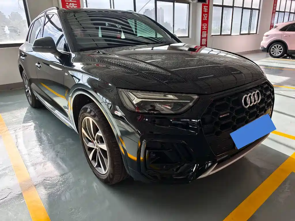 Audi Q5L 2025 40 TFSI Luxury