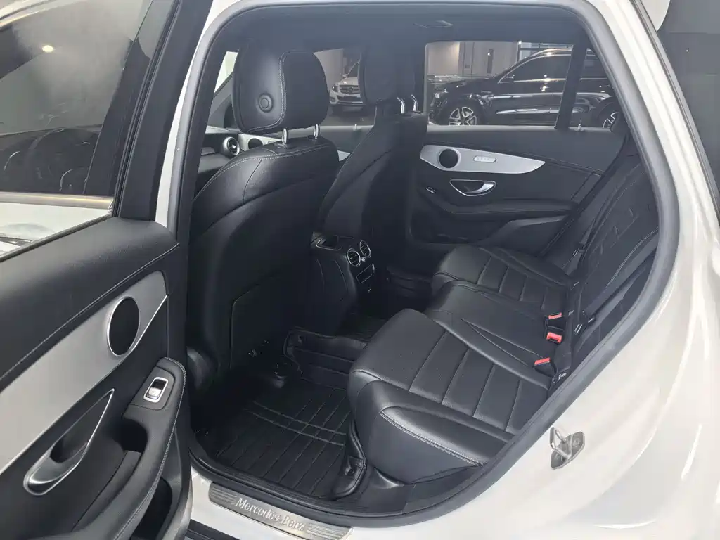 Mercedes-Benz GLC 2021 GLC 260 L 4MATIC