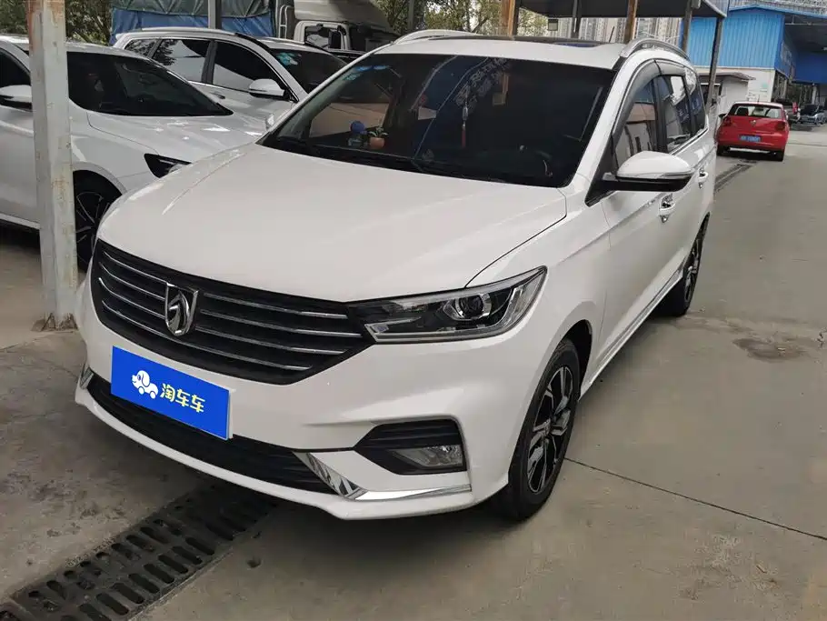 BAOJUN 360