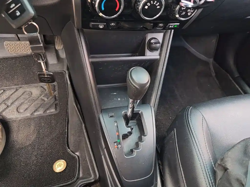 Toyota Yaris L — миниатюра 14