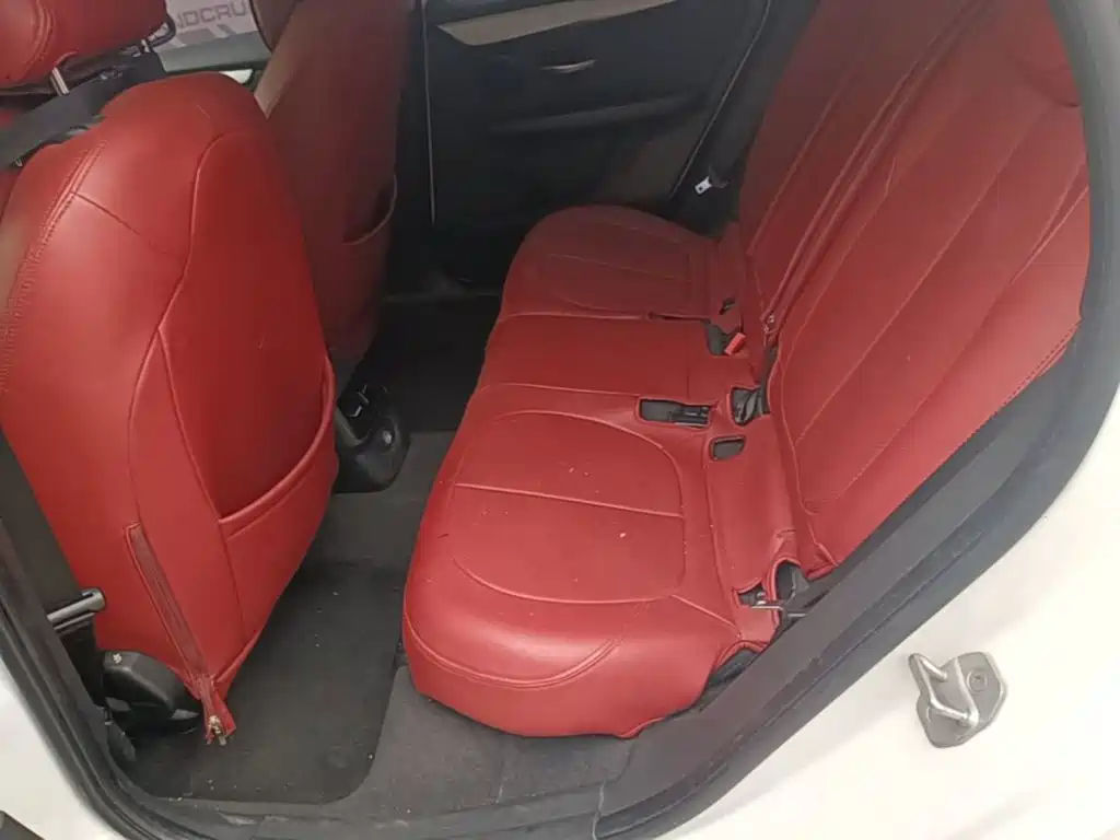BMW 2 Series Active Tourer — миниатюра 17