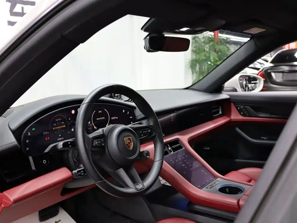 Porsche Taycan 2022 Taycan
