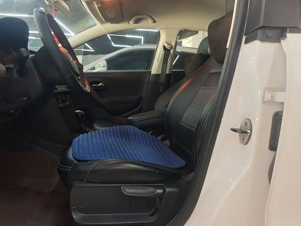 Volkswagen Polo — миниатюра 15