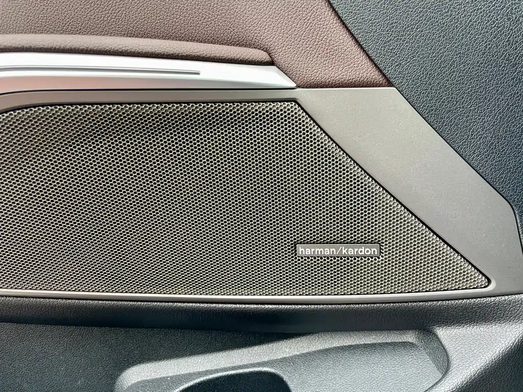 BMW 3 Series — миниатюра 18