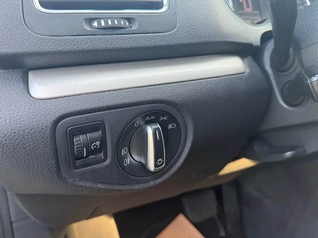 SEAT Олимп. — миниатюра 20