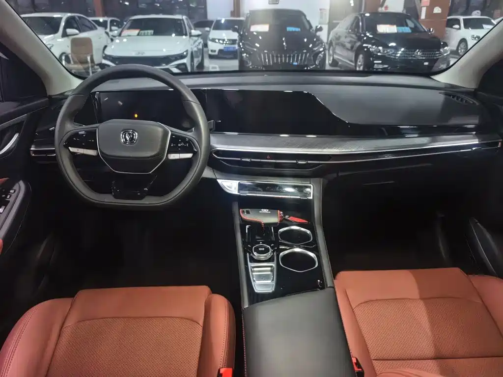 Changan Eado — миниатюра 9