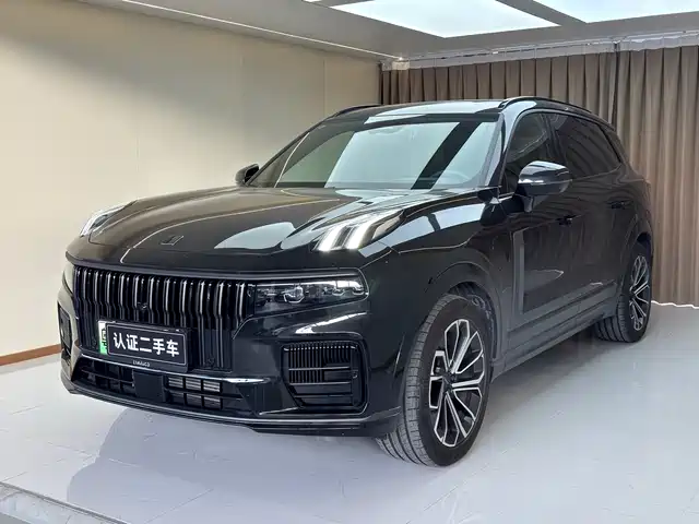 2022 Lynk & Co 09