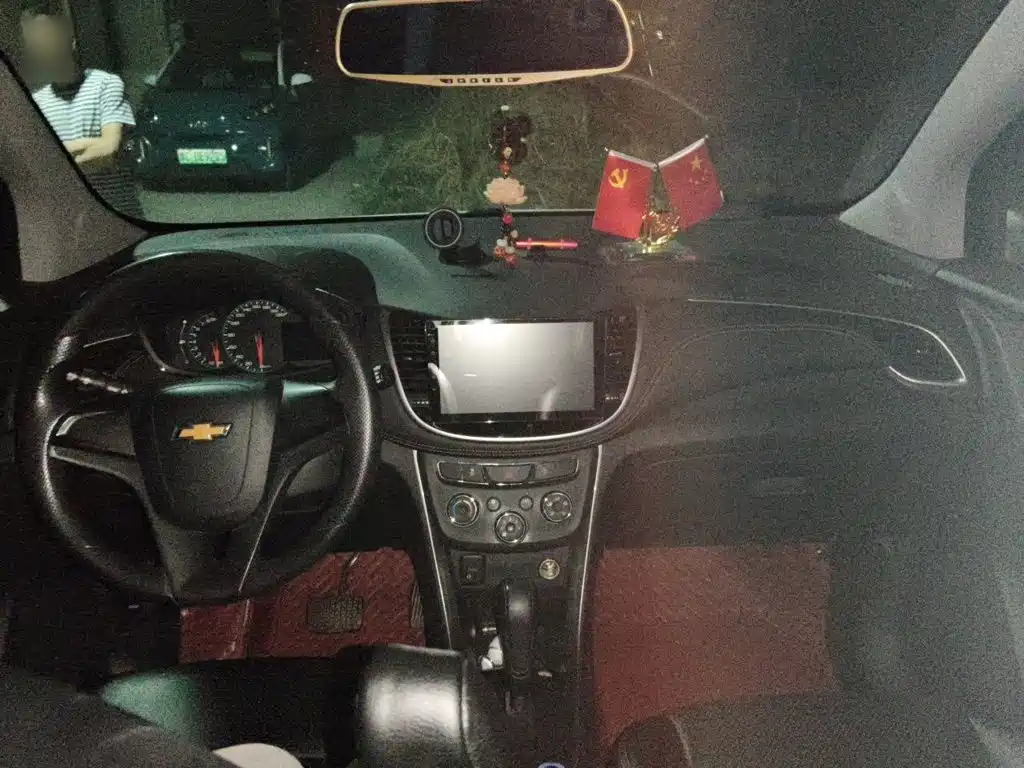Chevrolet Trax — миниатюра 10