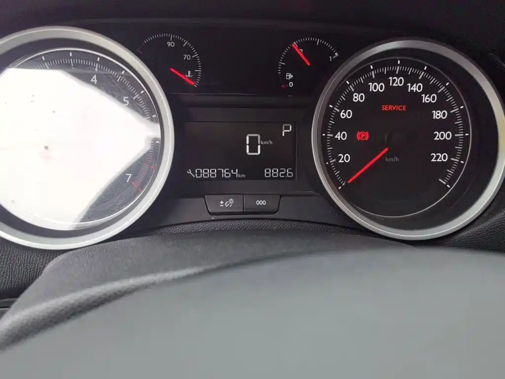 Peugeot 408 — миниатюра 13