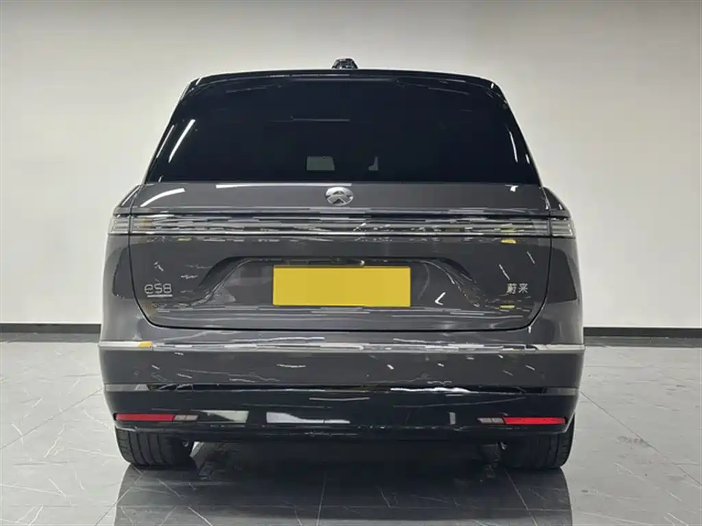 NIO ES8 2026 мест Executive