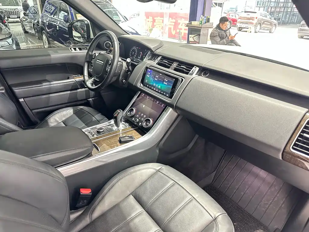 LAND ROVER RANGE ROVER SPORT NEW ENERGY