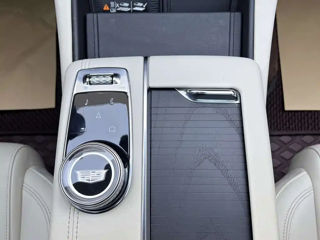 Cadillac CT6 — миниатюра 20