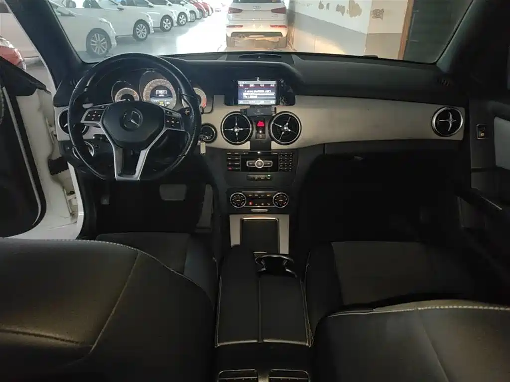 Mercedes-Benz GLK 2015 GLK 260 4MATIC