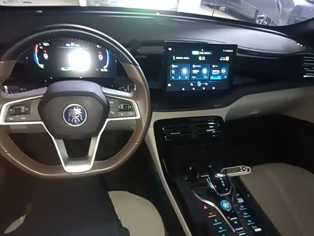 BYD Qin PLUS — миниатюра 10