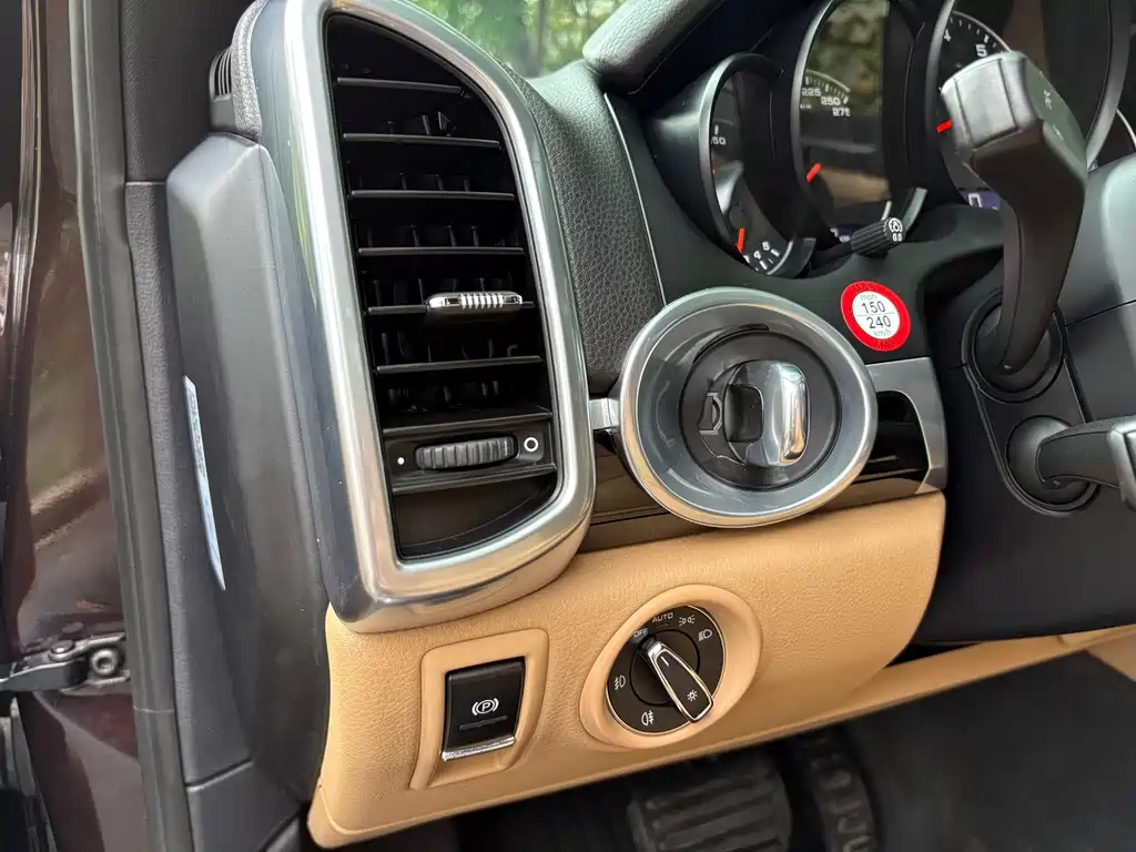 Porsche Cayenne 2016 3.6L