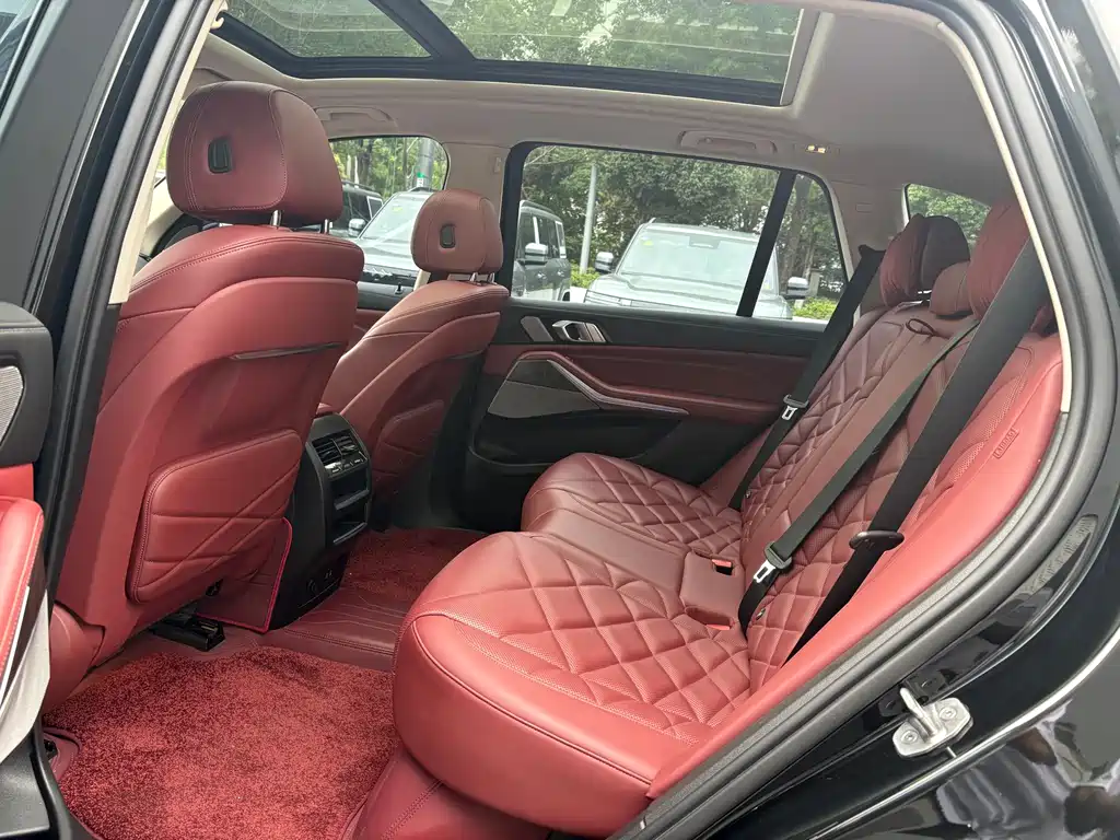 BMW X5 2022 xDrive 30Li M Sport