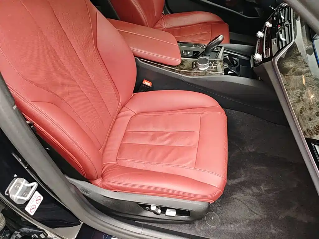 BMW 5 Series — миниатюра 25
