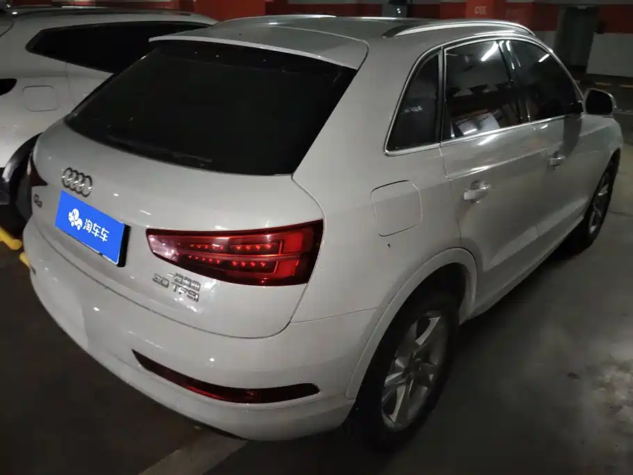 Audi Q3 2016 30 TFSI Fashion