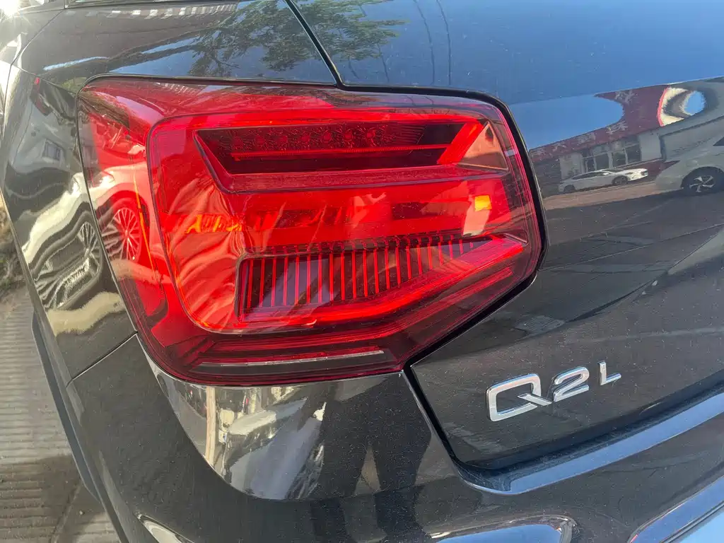 Audi Q2L — миниатюра 8