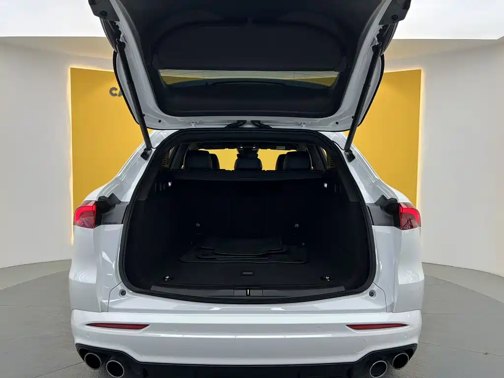 Maserati Grecale — миниатюра 4