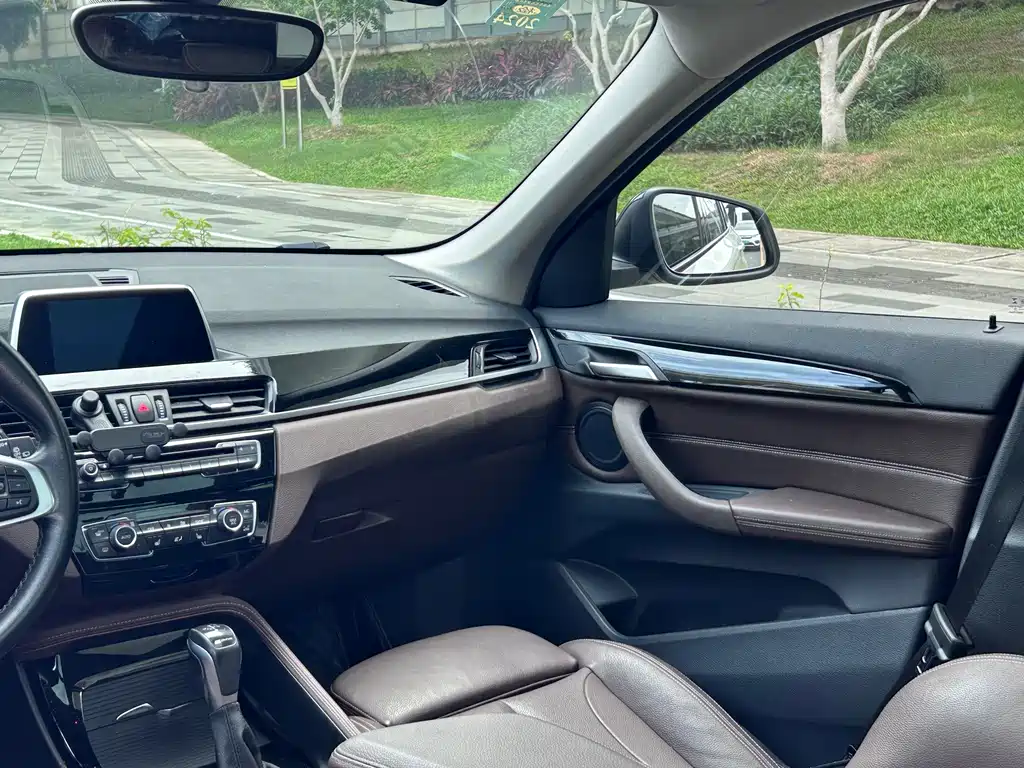 BMW X1 New Energy — миниатюра 15