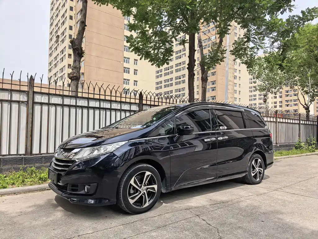 Купить Honda Odyssey