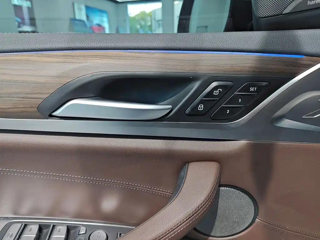 BMW X3 — миниатюра 23