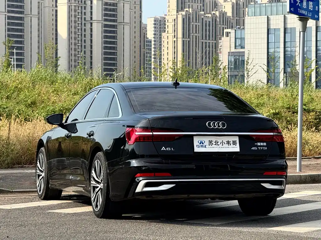Audi A6L — миниатюра 6