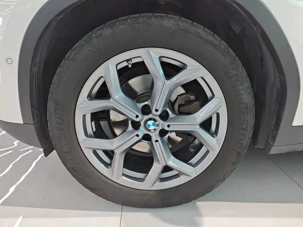 BMW X3 — миниатюра 31