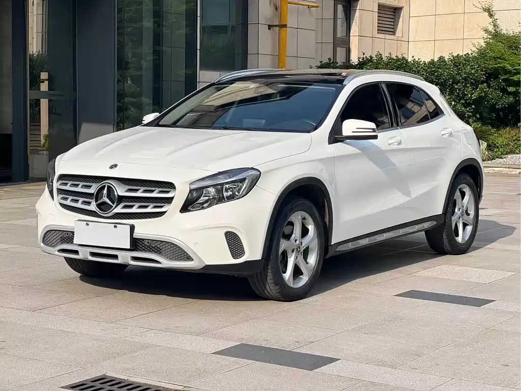 Mercedes-Benz GLA 2017