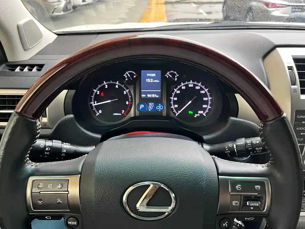 Lexus GX — миниатюра 14