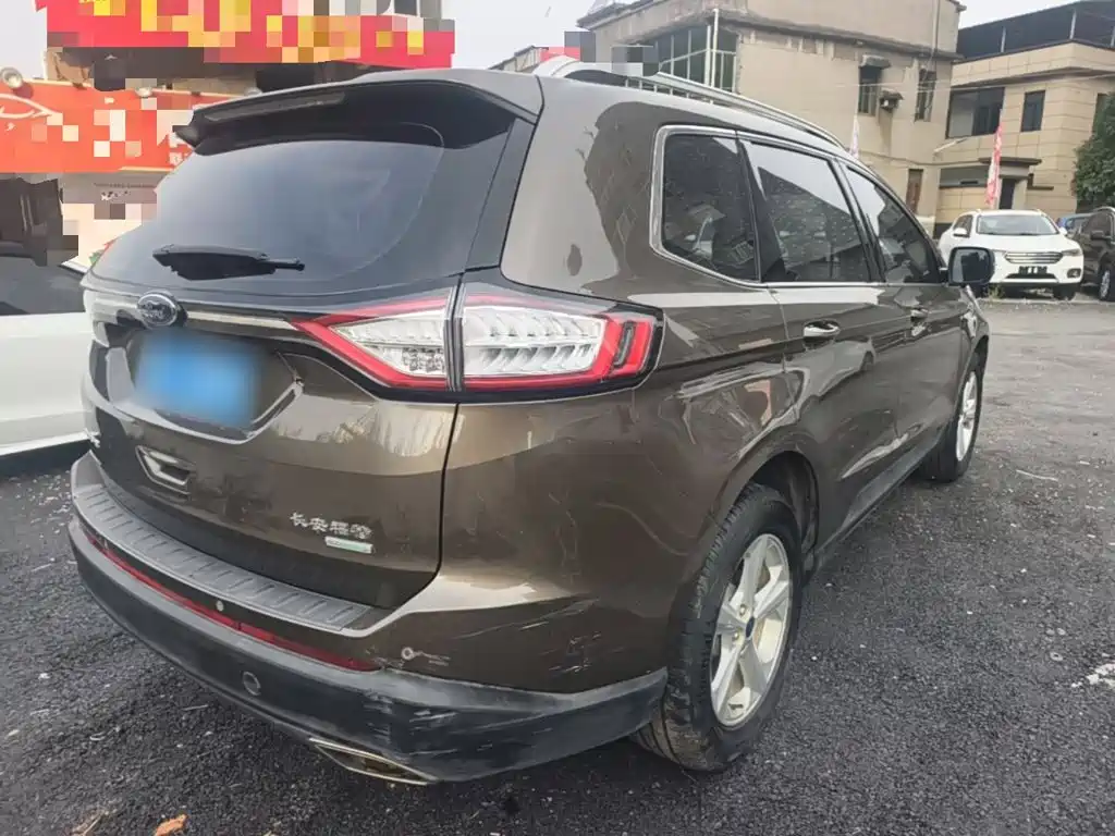 Ford Edge — миниатюра 7