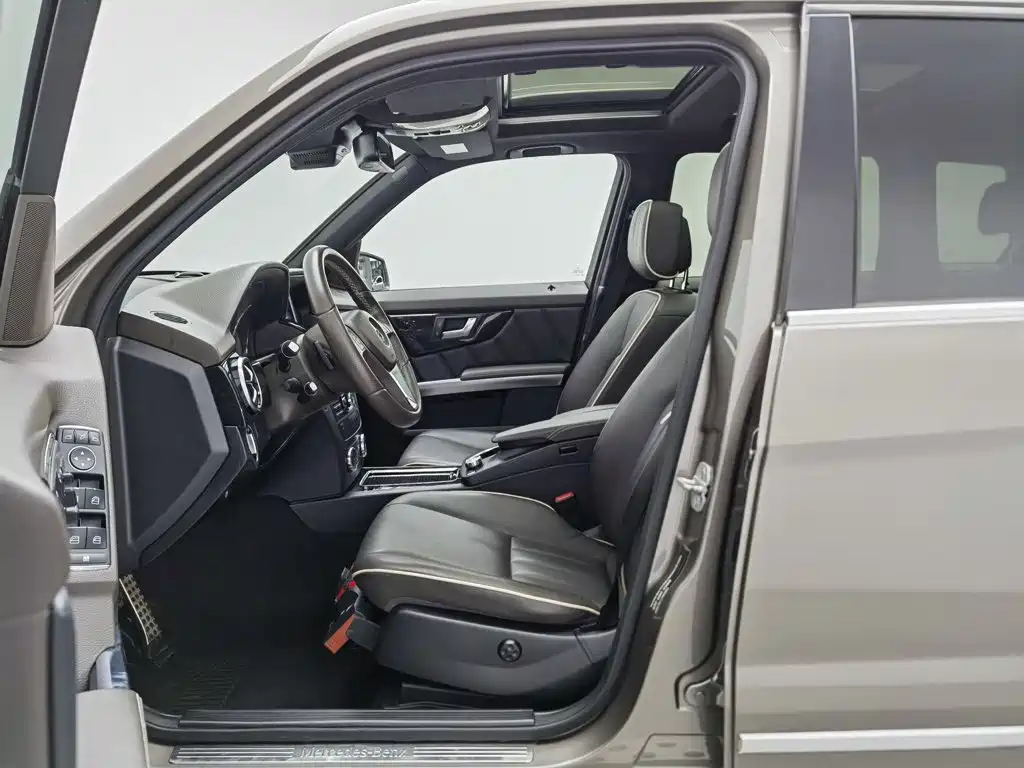Mercedes-Benz GLK-Class — миниатюра 10