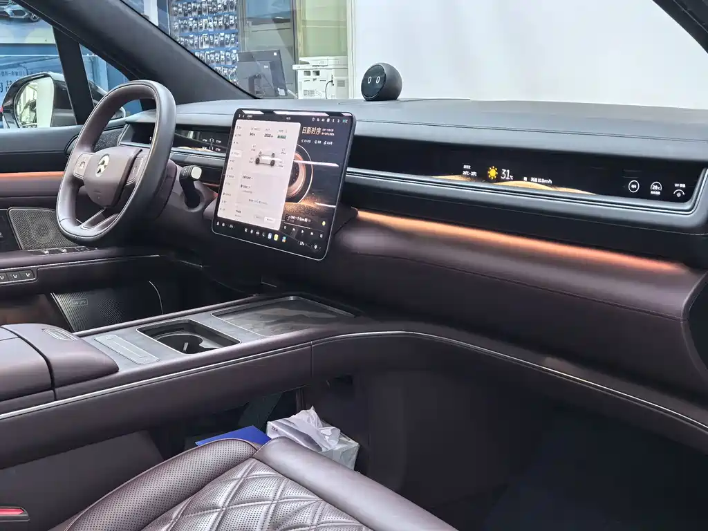 NIO ES8 — миниатюра 13
