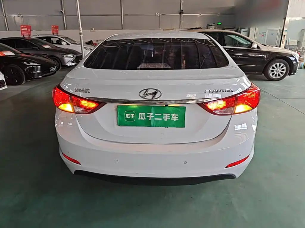 Hyundai Elantra Langdong — миниатюра 6