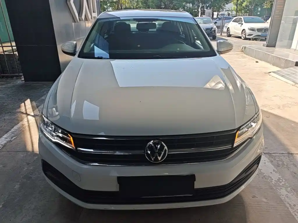 Volkswagen Bora — миниатюра 3