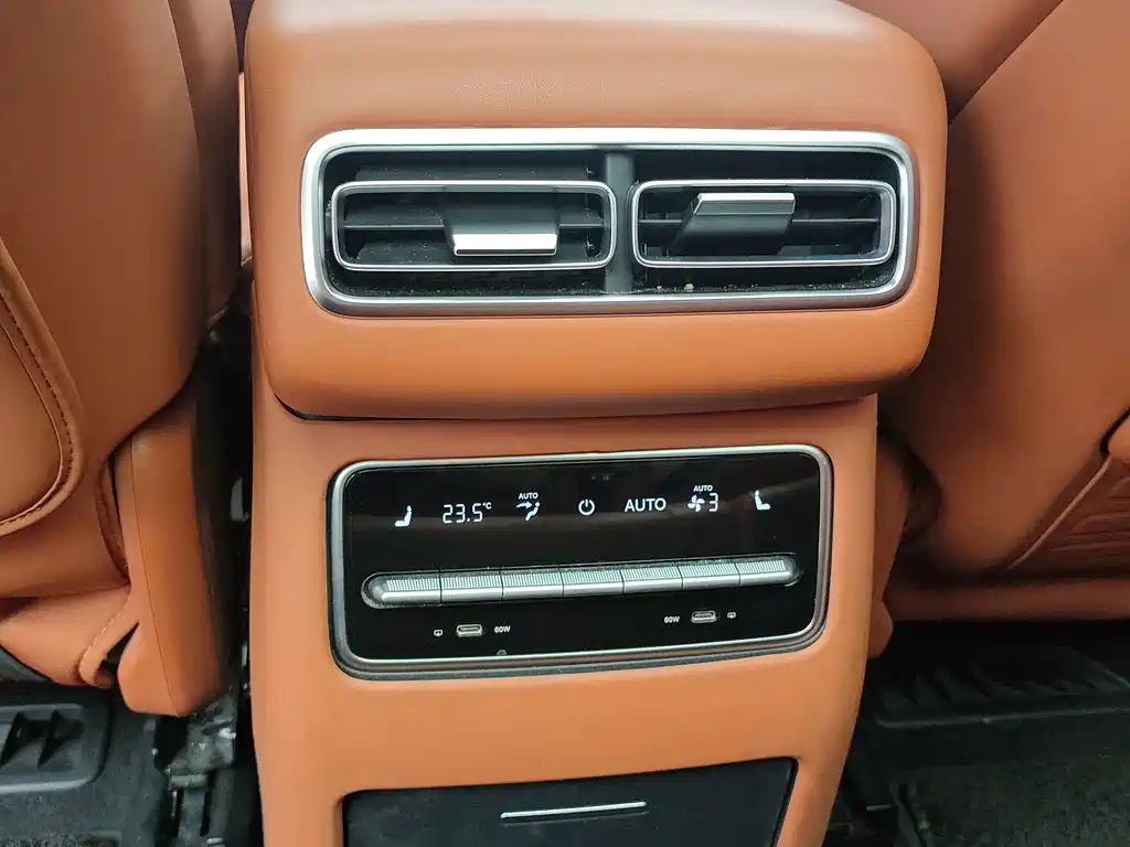 Li Auto Li L7 — миниатюра 11