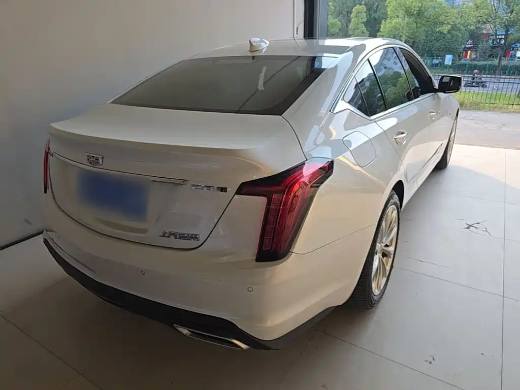 Cadillac CT5 — миниатюра 7