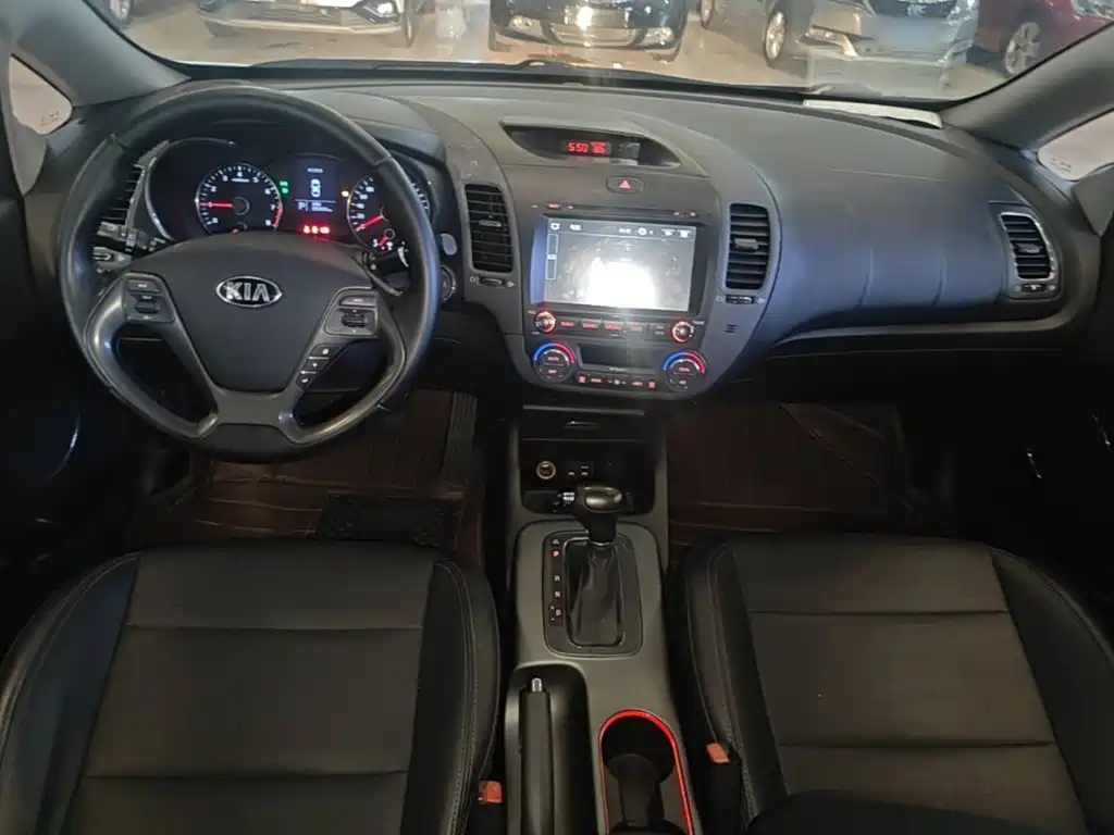 Kia K3 — миниатюра 10