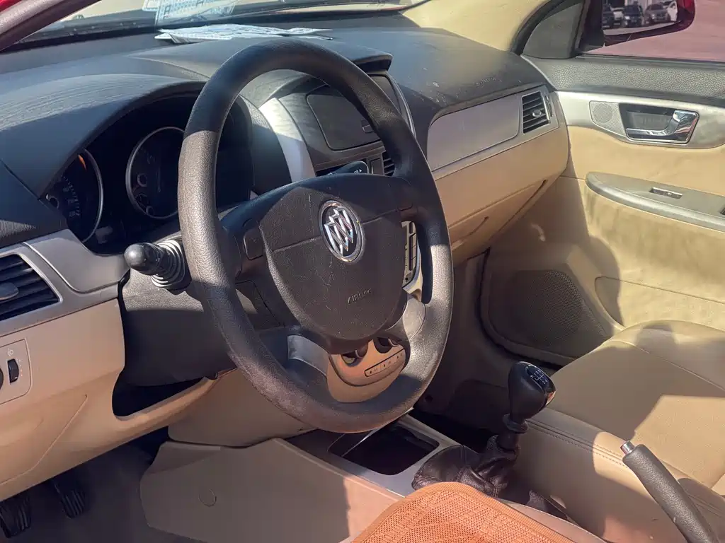 Buick Excelle — миниатюра 6