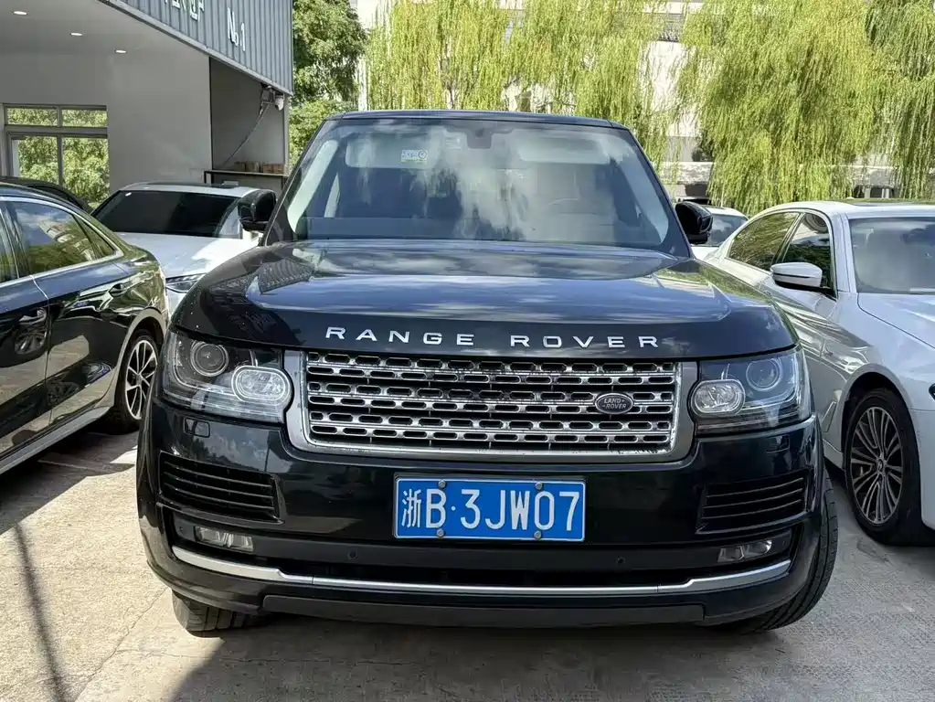 Land Rover Range Rover — миниатюра 2